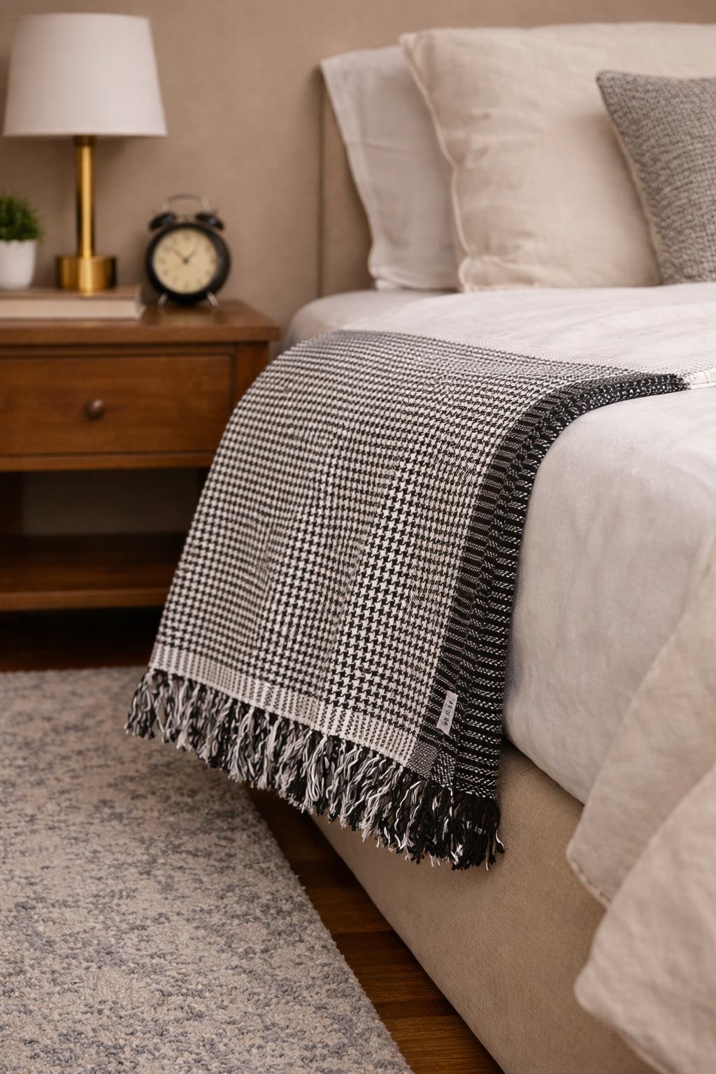 Blanket | Black & White